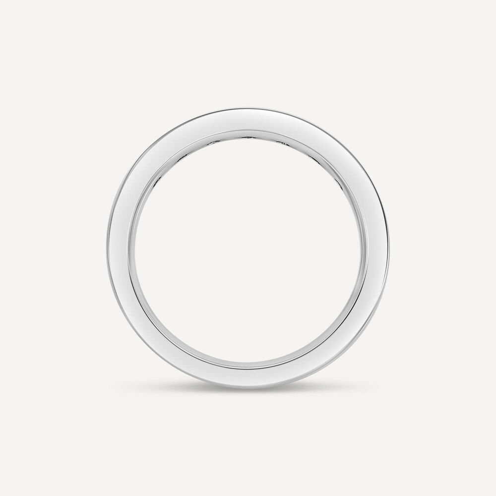 18ct White Gold 3.5mm 0.67ct Diamond Pave Set Wedding Ring image number 3