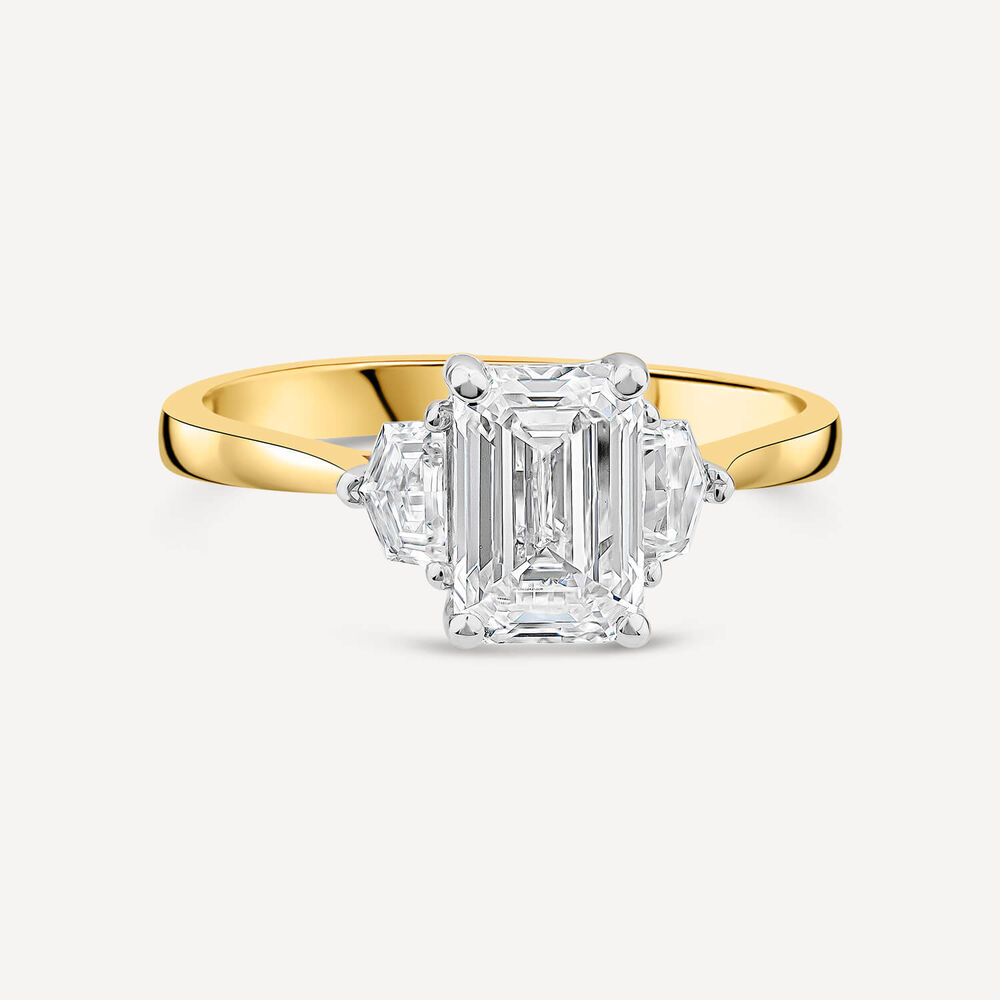 Born 18ct Yellow Gold 1.78ct Lab Grown Emerald Centre & Cadillac Shaped Sides Diamond Ring image number 2