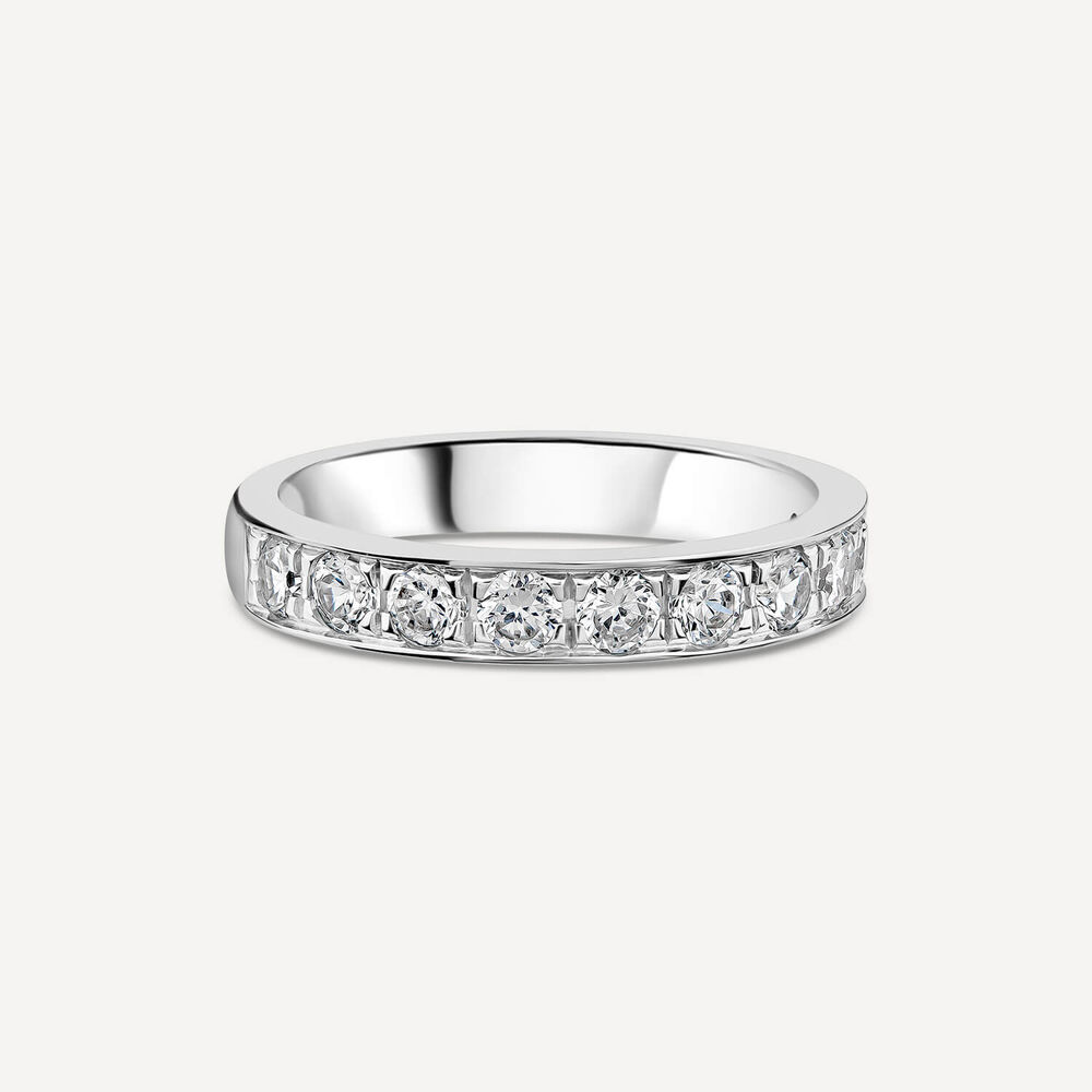 18ct White Gold 3.5mm 0.67ct Diamond Pave Set Wedding Ring image number 2